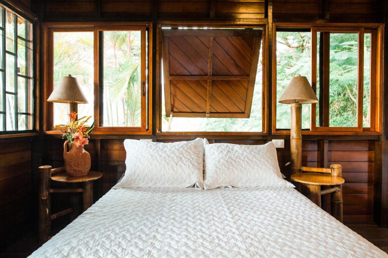 Pacific Edge Eco Lodge Dominical Extérieur photo
